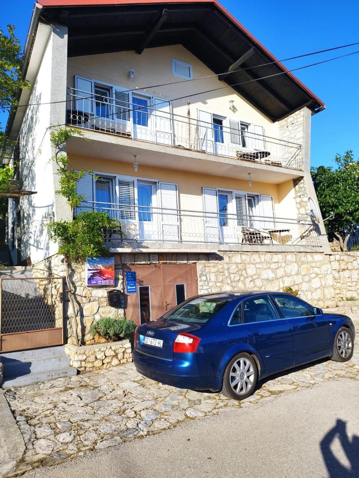 Apartmans Martha Karlobag Εξωτερικό φωτογραφία