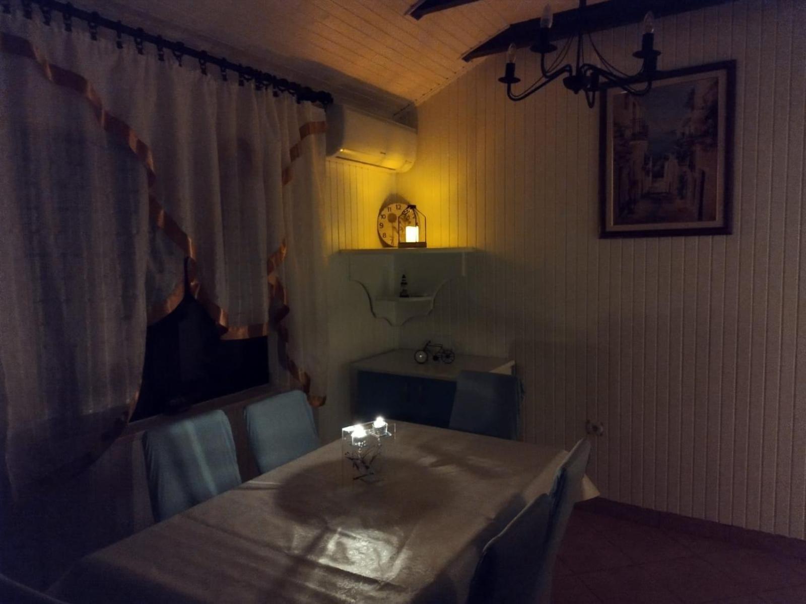 Apartmans Martha Karlobag Δωμάτιο φωτογραφία