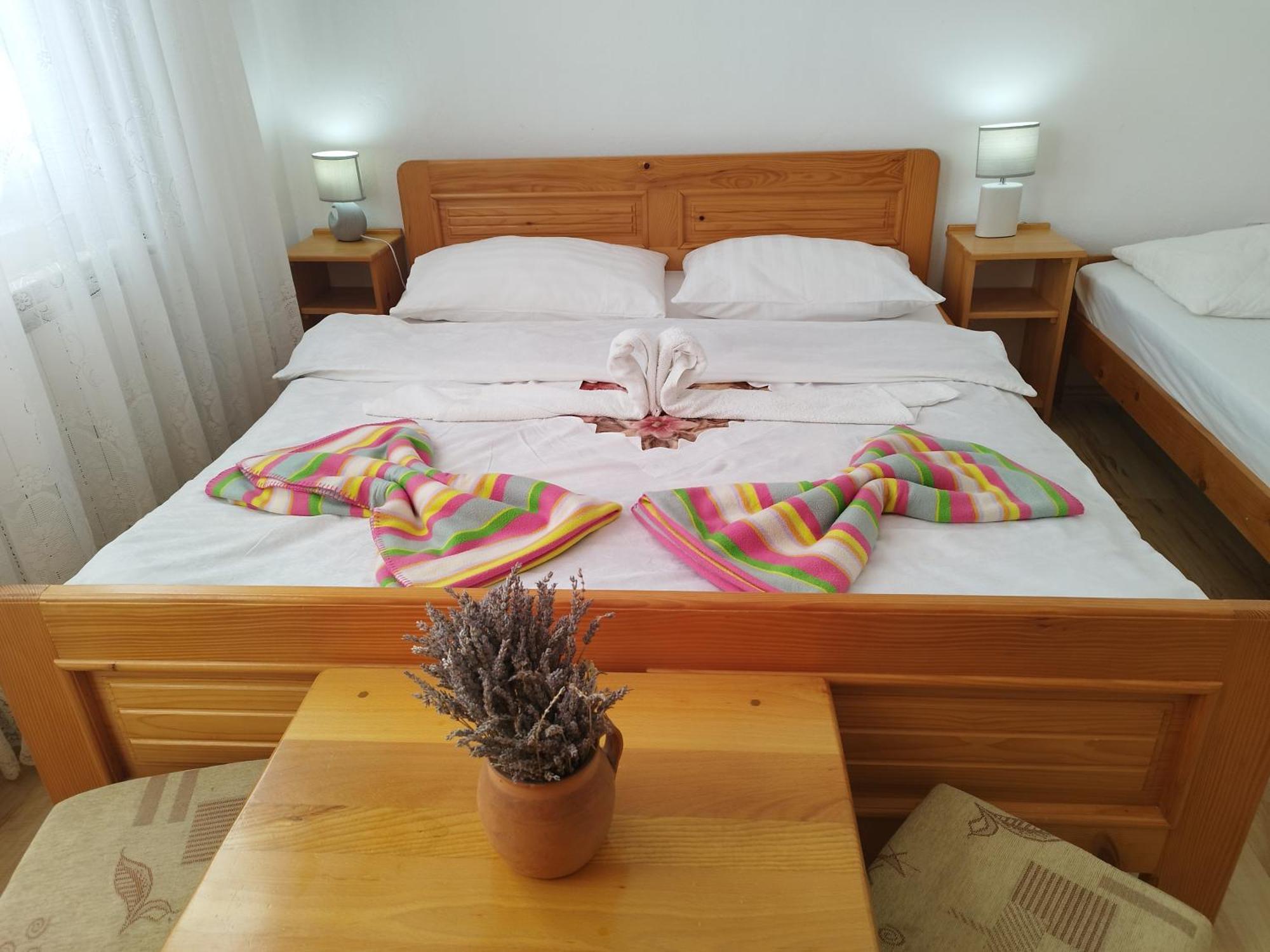 Apartmans Martha Karlobag Εξωτερικό φωτογραφία